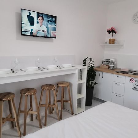 Casuta Cu Tei Villa Gran Varadino Camera foto