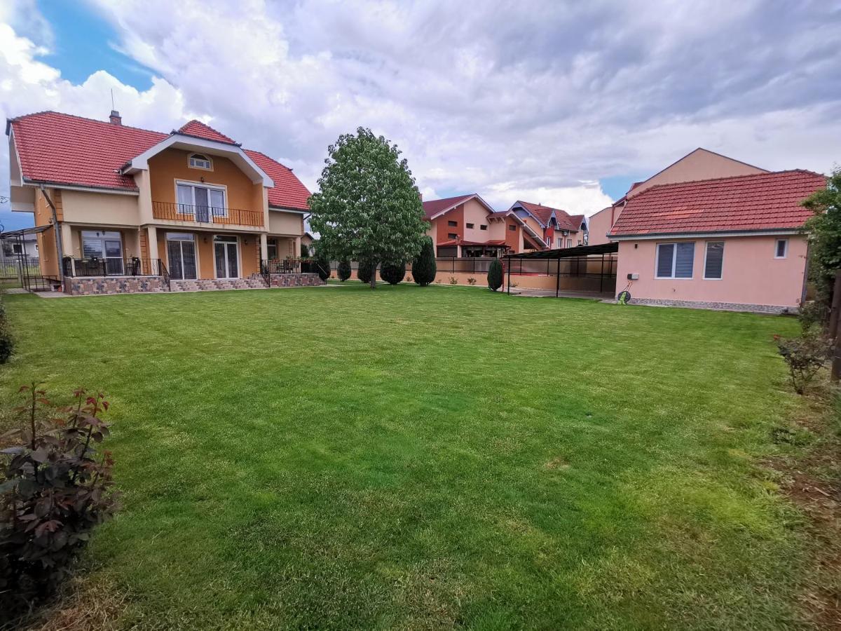 Casuta Cu Tei Villa Gran Varadino Esterno foto