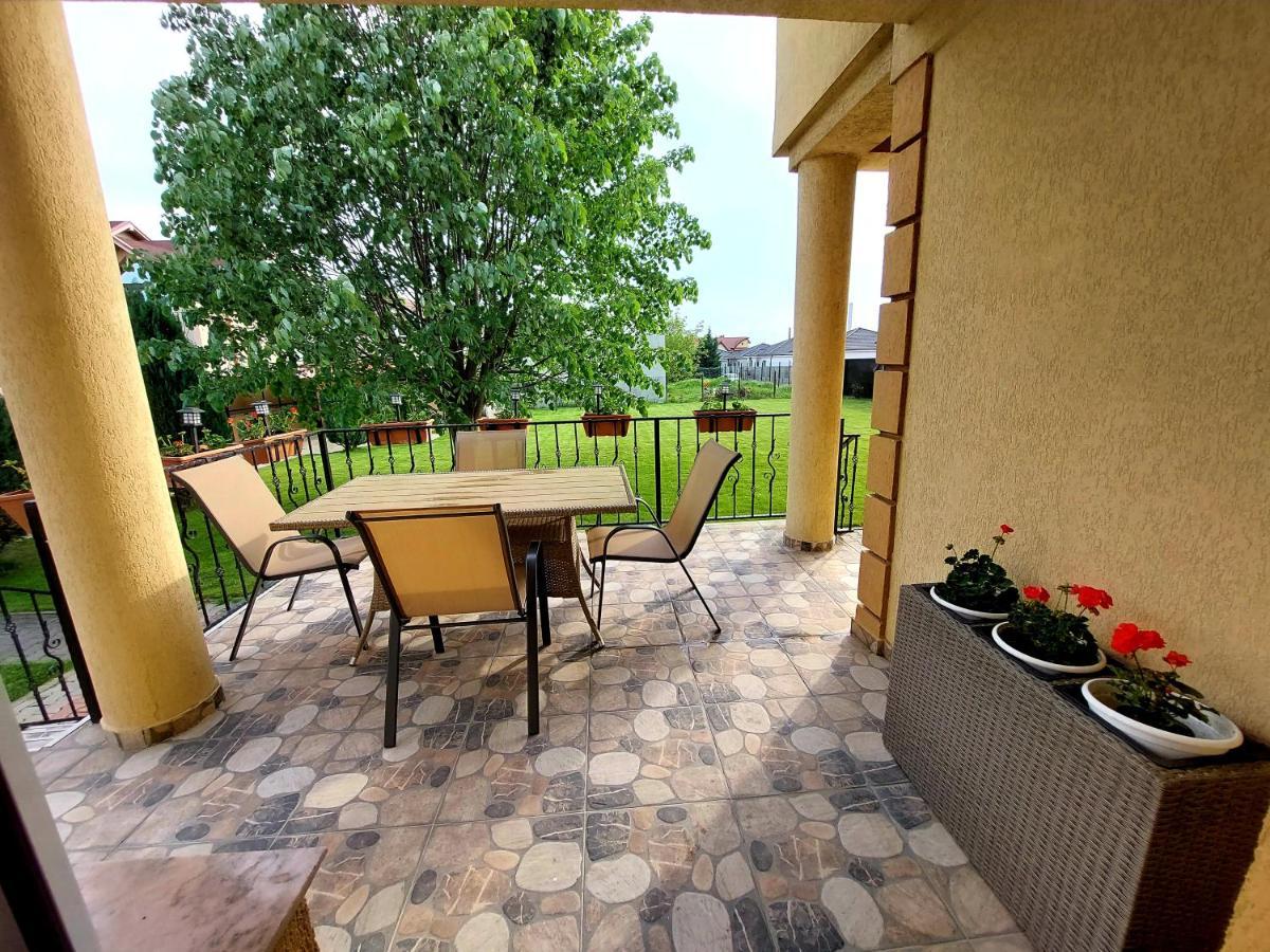 Casuta Cu Tei Villa Gran Varadino Esterno foto