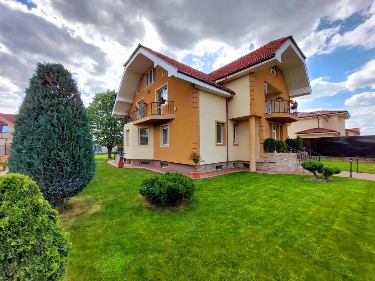Casuta Cu Tei Villa Gran Varadino Esterno foto